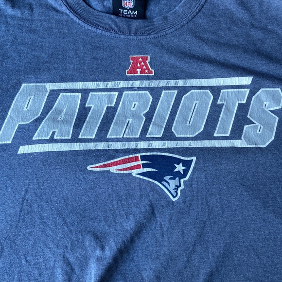 Vintage Patriots Tee - Picture 4 of 5
